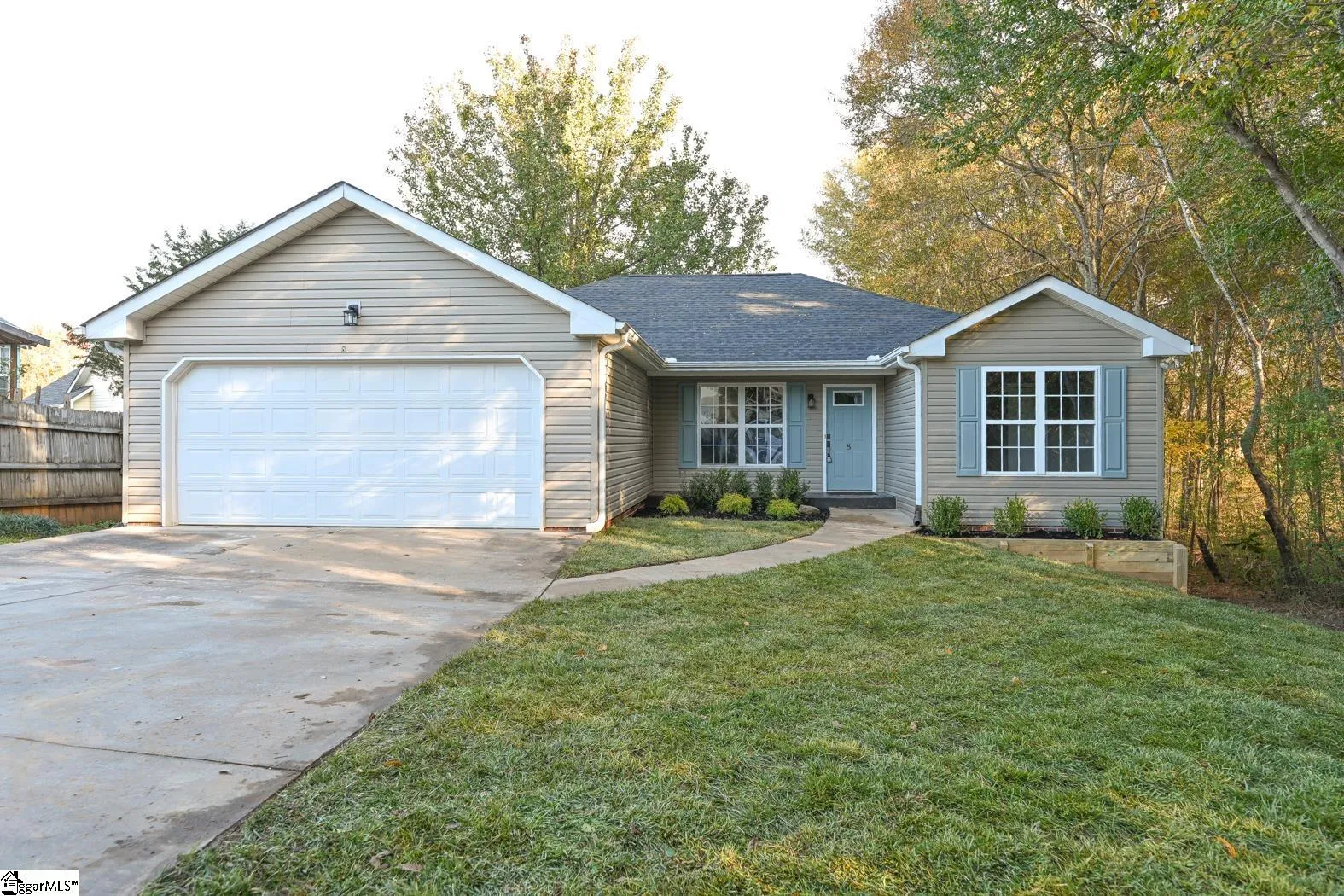 Property image 2 at 8 Groovy Way, Greenville, SC 29617