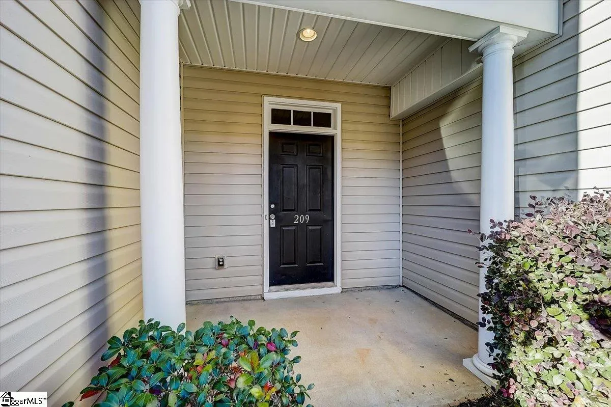 Property image 4 at 209 Biddeford Place, Greenville, SC 29609