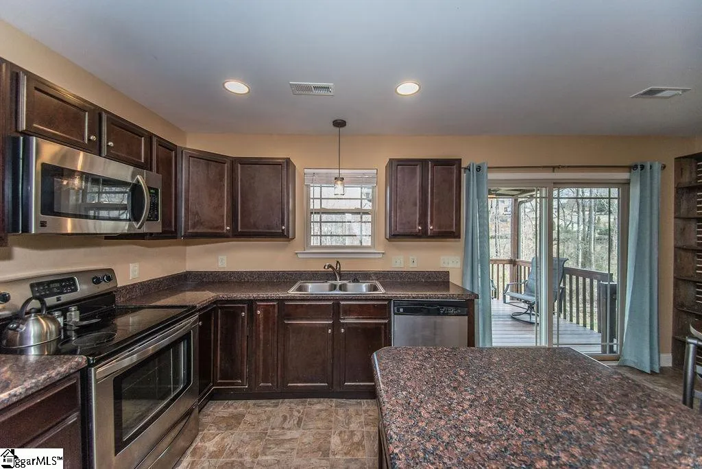 Property image 5 at 139 Hawkcrest Court, Travelers Rest, SC 29690