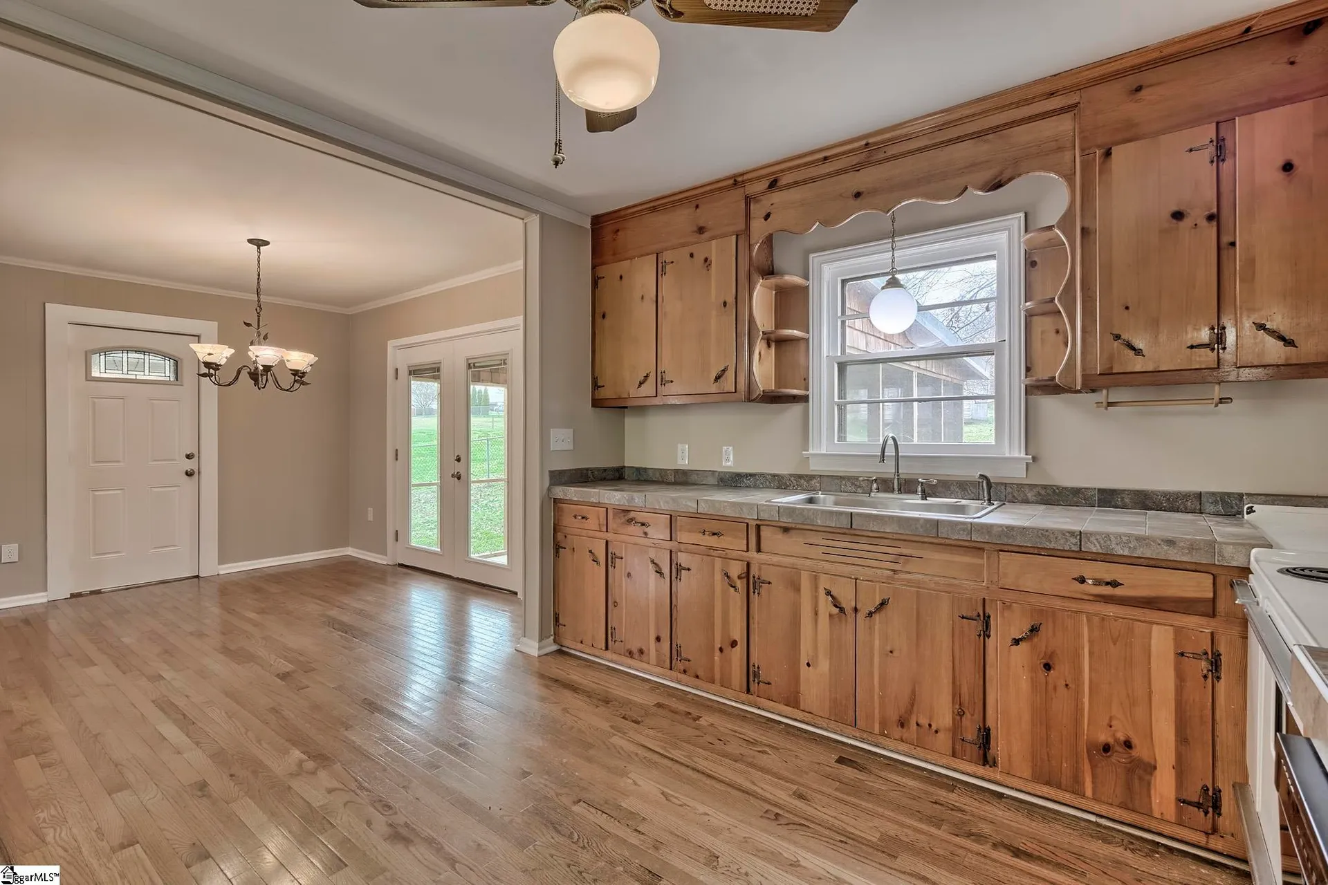 Property image 4 at 105 Vaughn Street, Greer, SC 29651