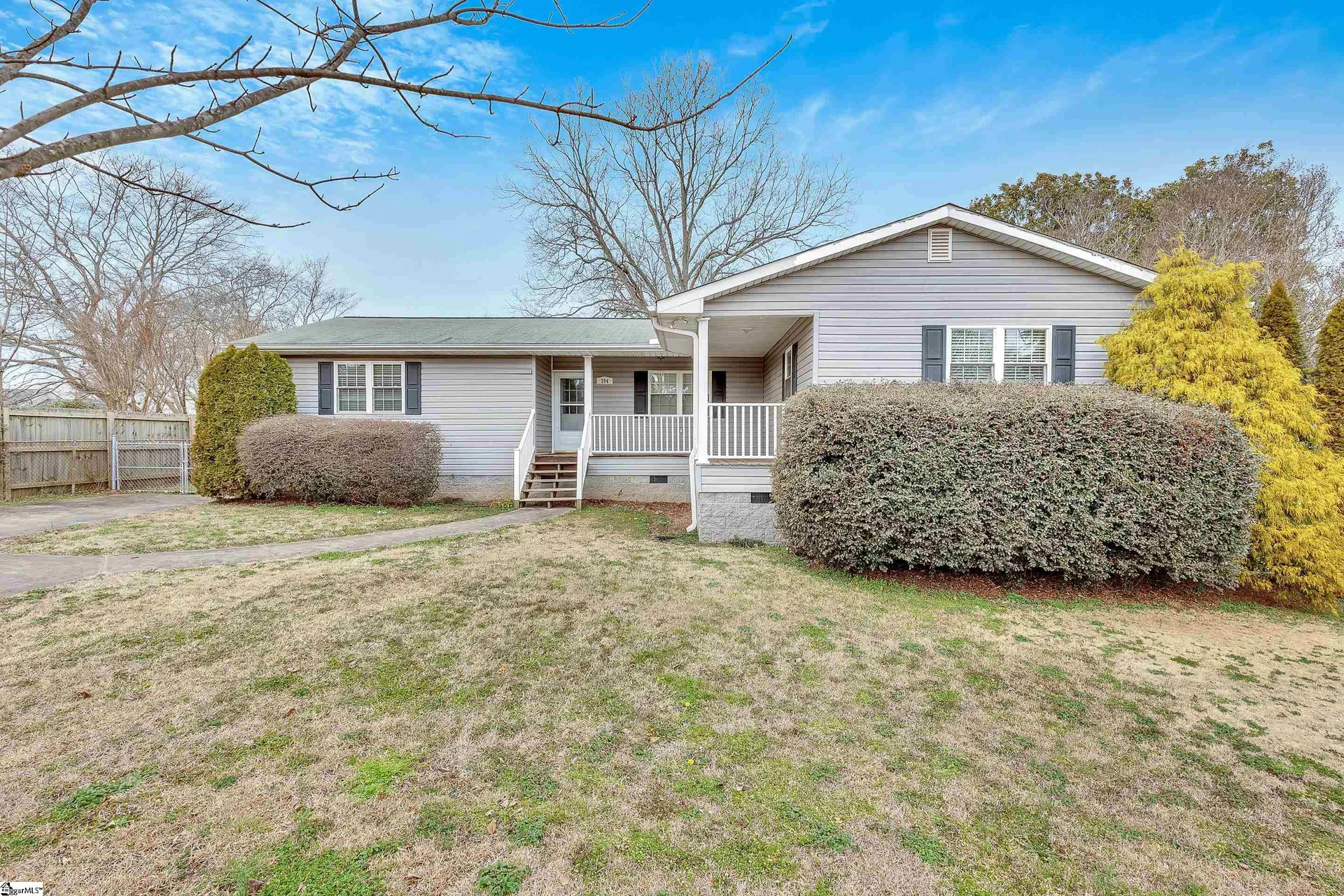 Property image 2 at 204 Bleckley Avenue, Greenville, SC 29607-2843