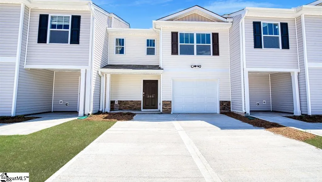 Property image 1 at 205 Oakmont Valley Trail, Seneca, SC 29678