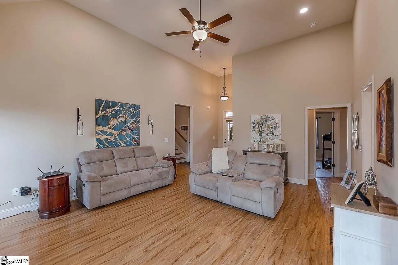 Property image 4 at 31 Caperton Way, Greer, SC 29651