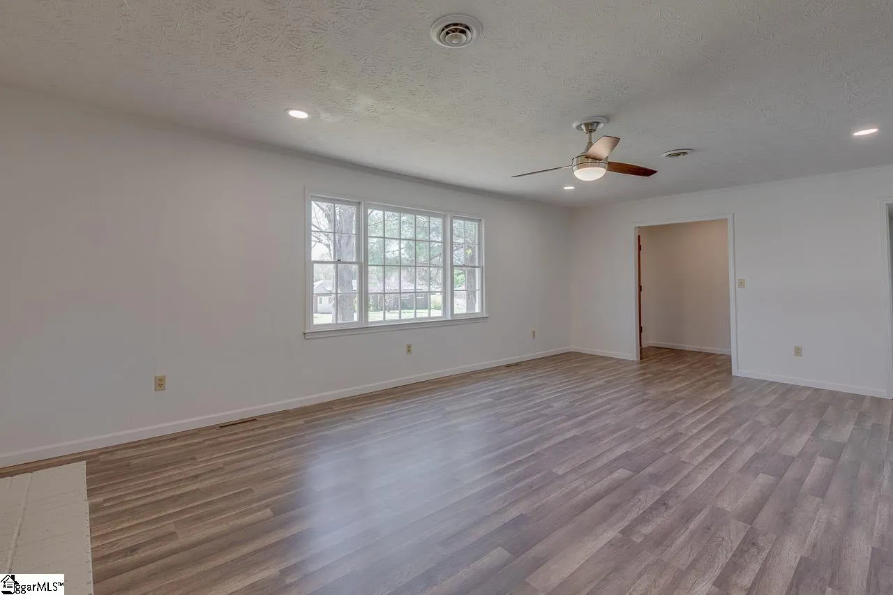Property image 5 at 407 Van Martin Road, Anderson, SC 29621