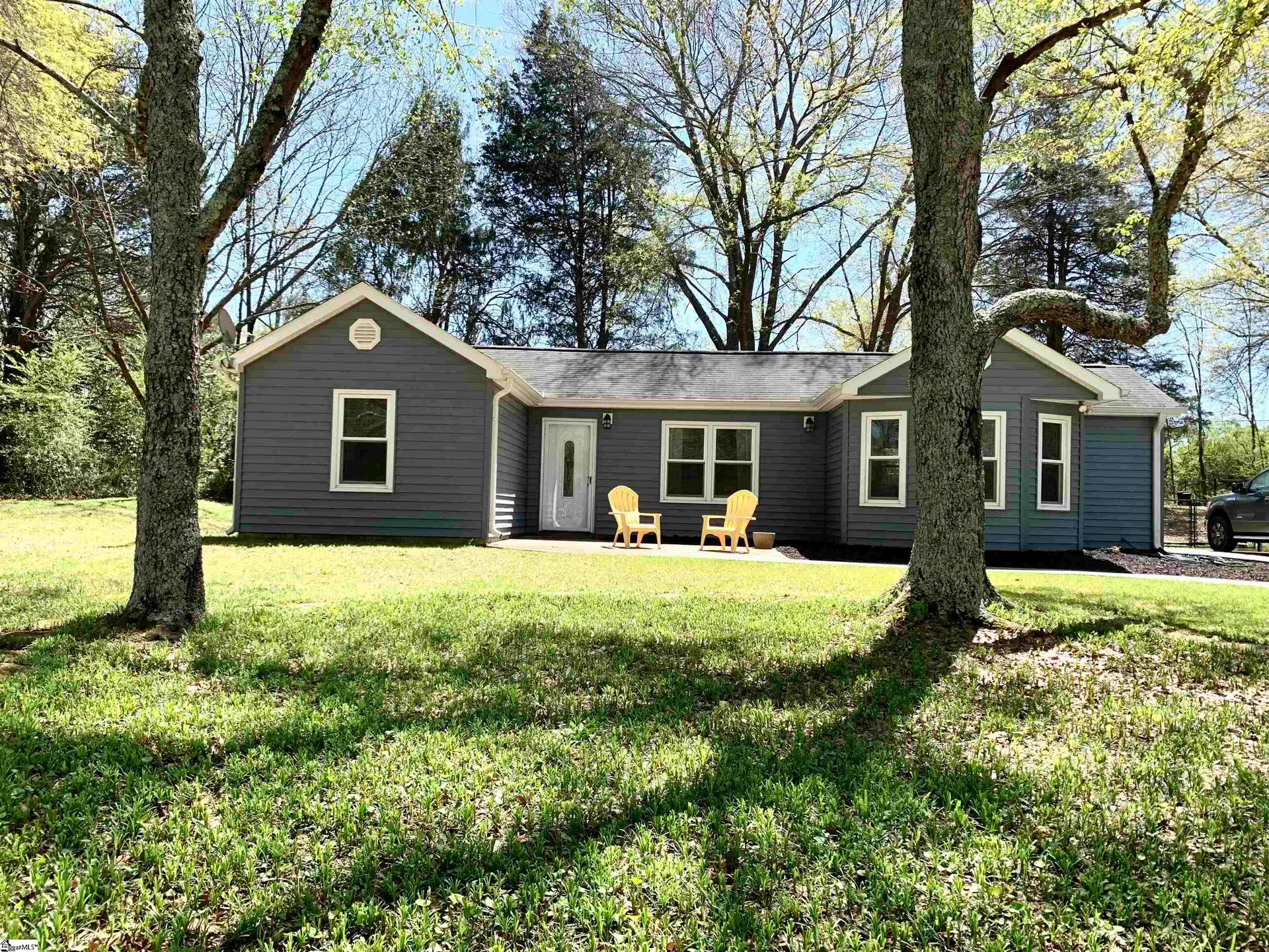 202 Green Meadow Circle