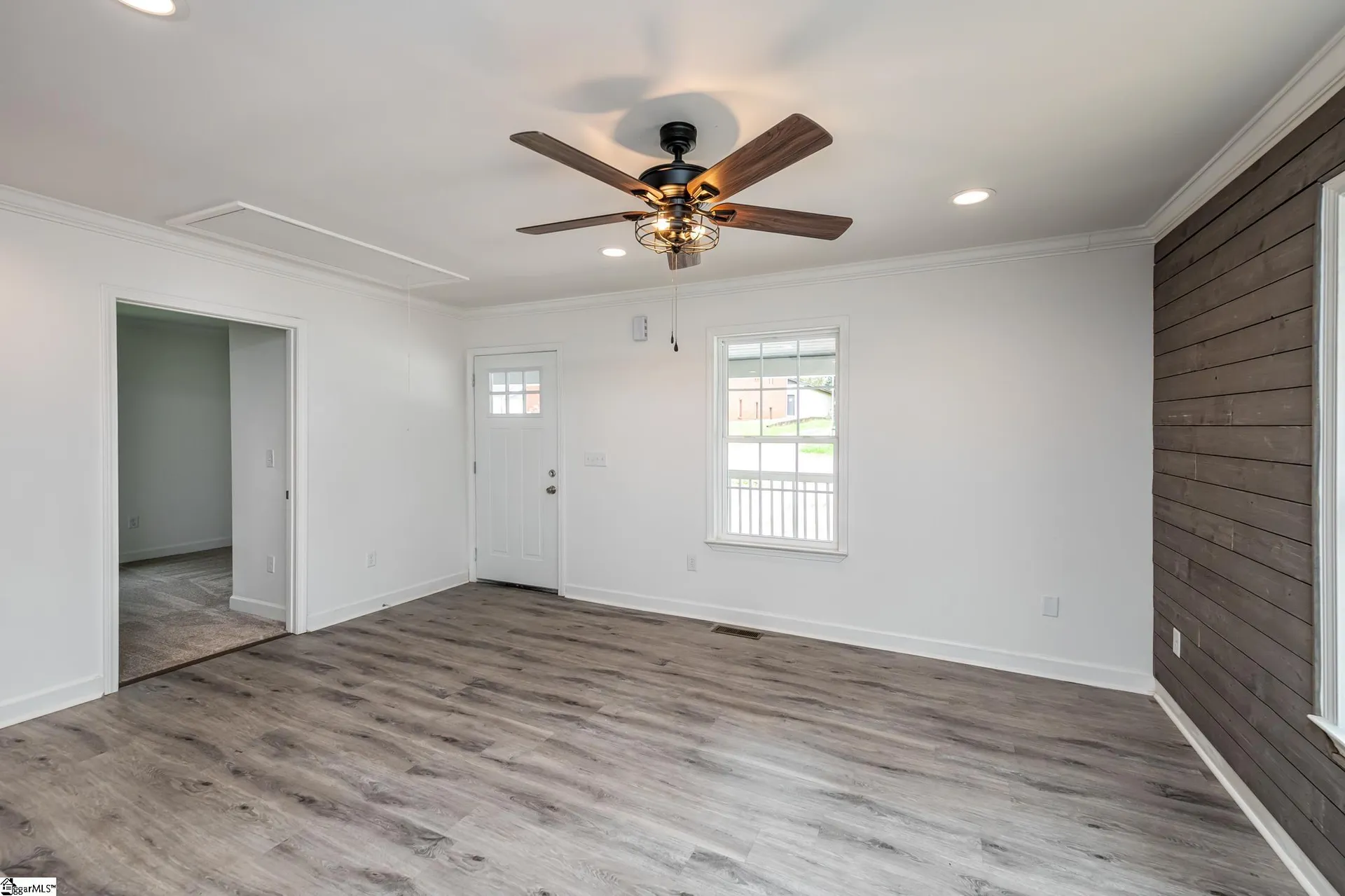 Property image 2 at 208 Heatherly Drive, Greenville, SC 29611