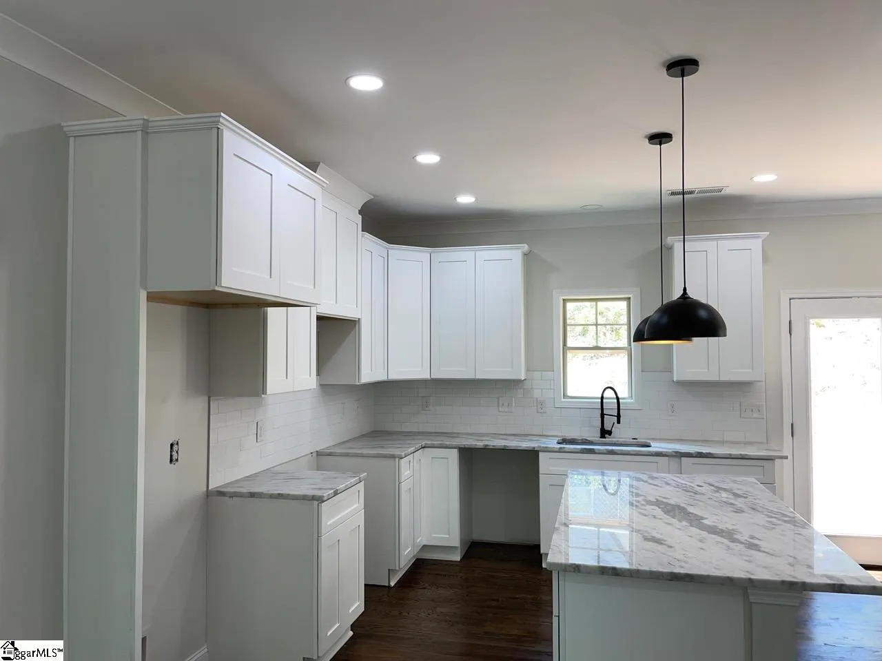 Property image 2 at 1 Pamela Drive, Greenville, SC 29611