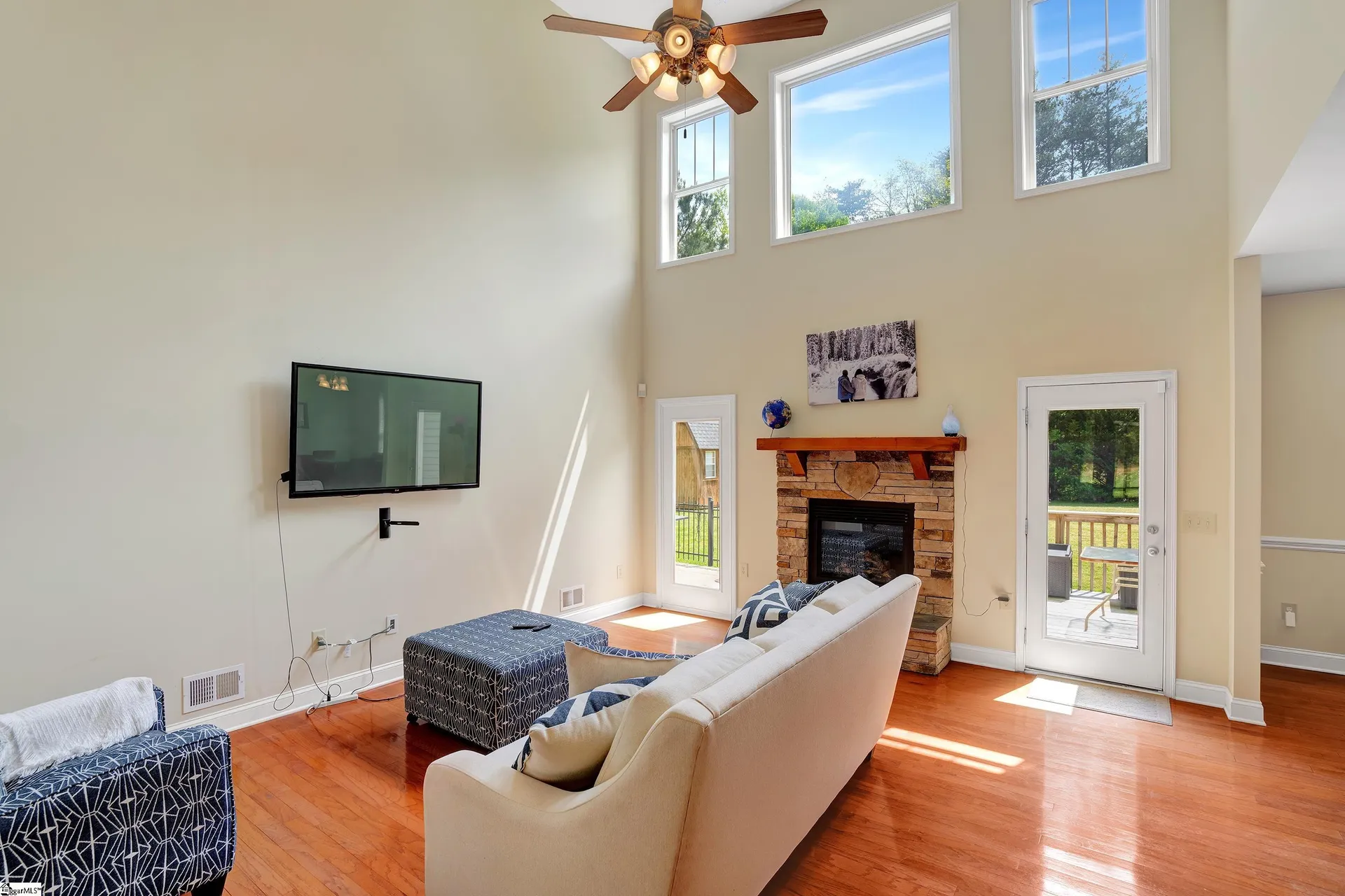 Property image 5 at 243 Holly Tree Circle, Duncan, SC 29334