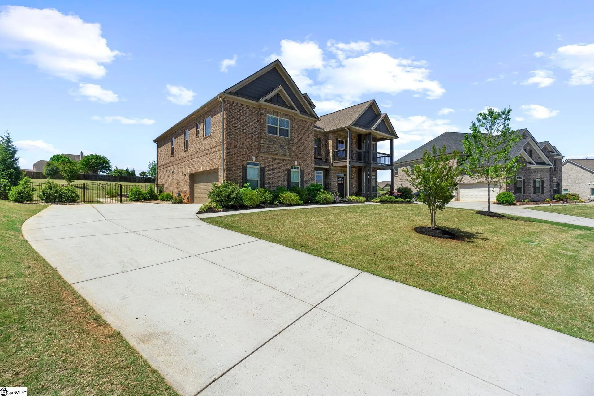 Property image 3 at 208 Pleasant Isle Lane, Simpsonville, SC 29681