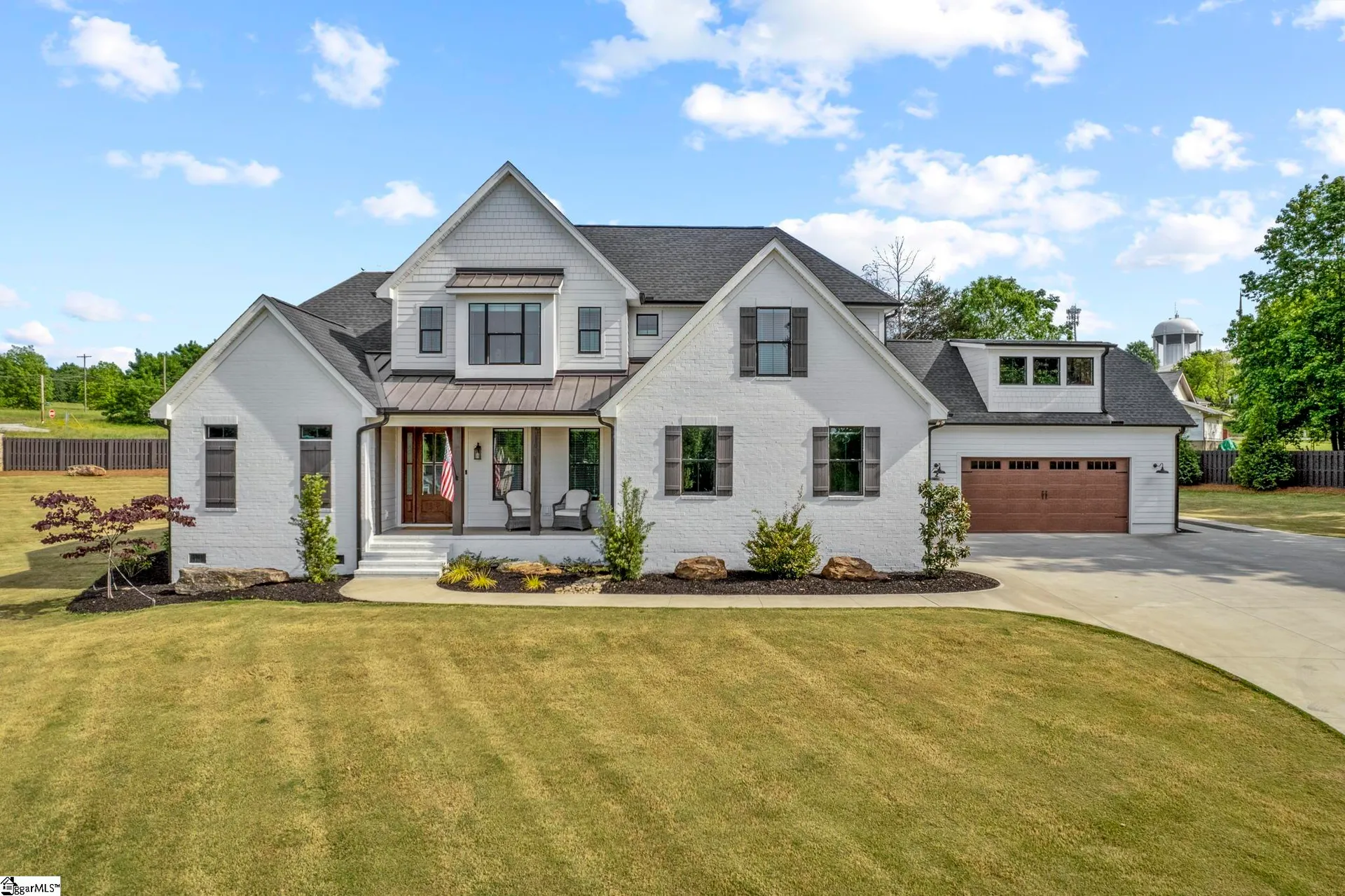 220 Upper View Court