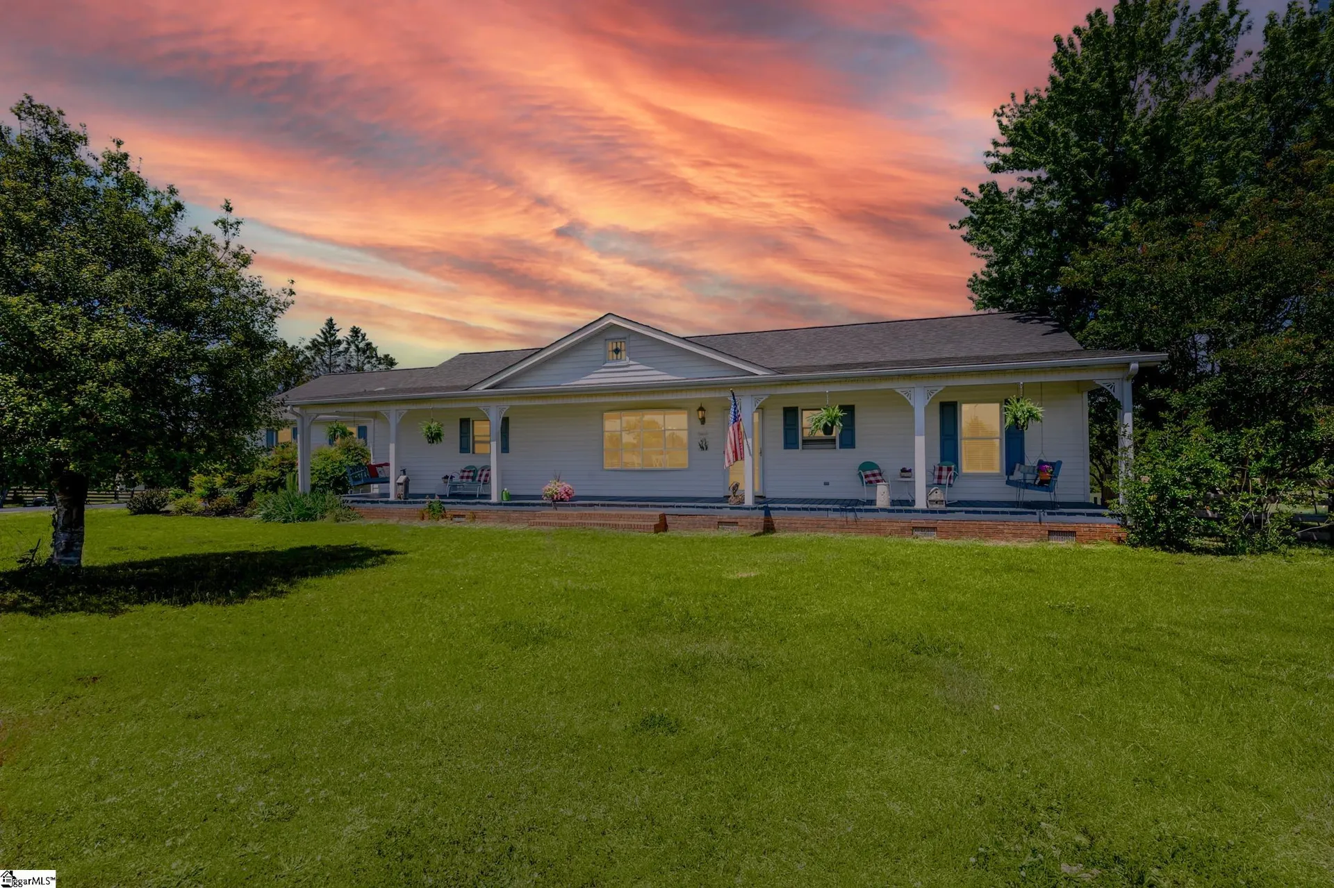 Property image 3 at 220 Ridge Way, Simpsonville, SC 29680