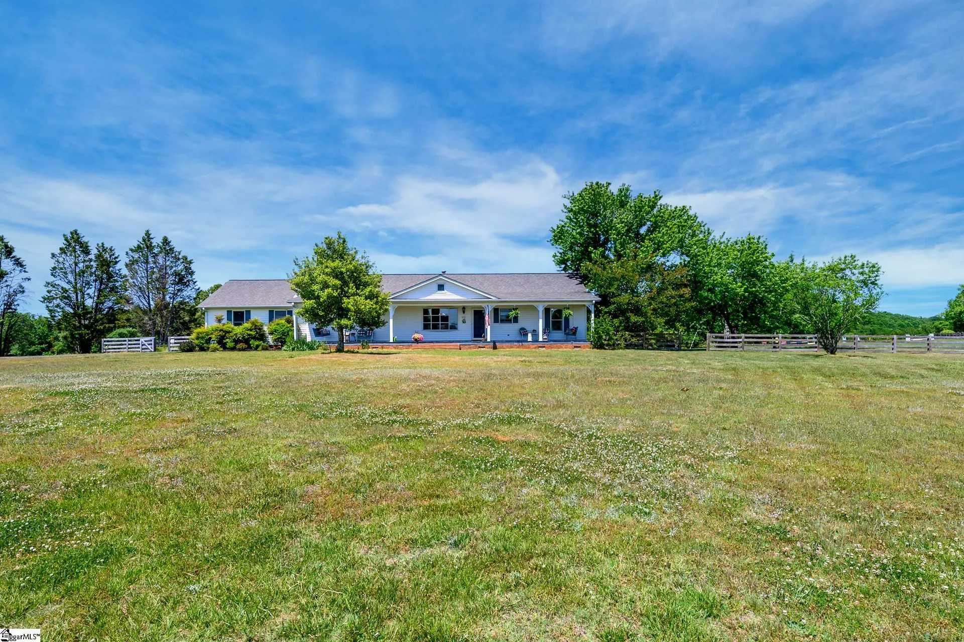 Property image 4 at 220 Ridge Way, Simpsonville, SC 29680