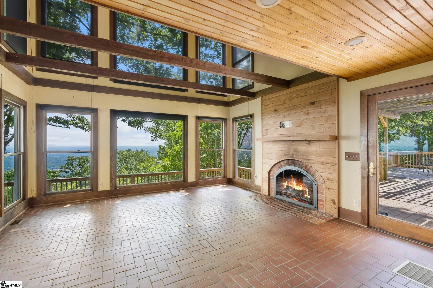 Property image 4 at 300 Lake Circle Drive, Greenville, SC 29609