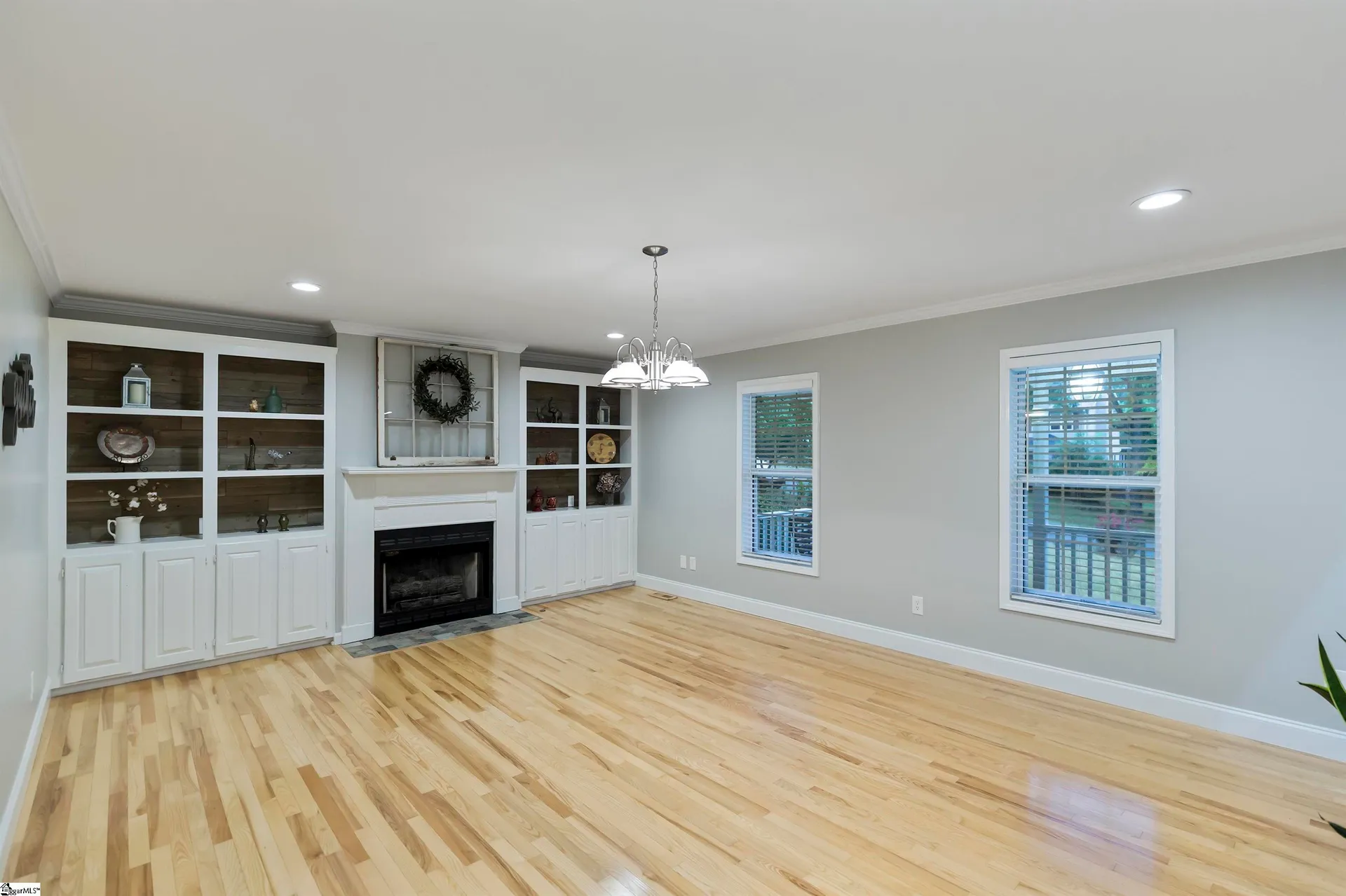Property image 3 at 105 Windtree Lane, Piedmont, SC 29673