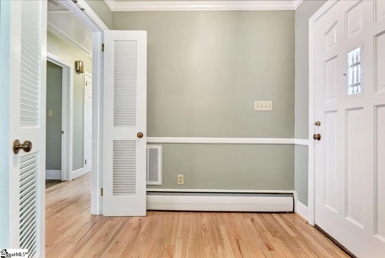 Property image 4 at 14 Albain Circle, Greenville, SC 29617