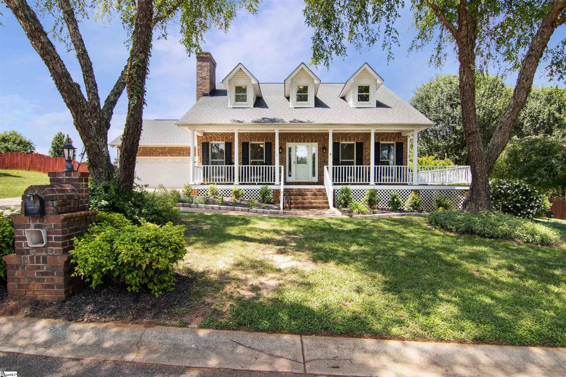 2 Darby Hill Lane
