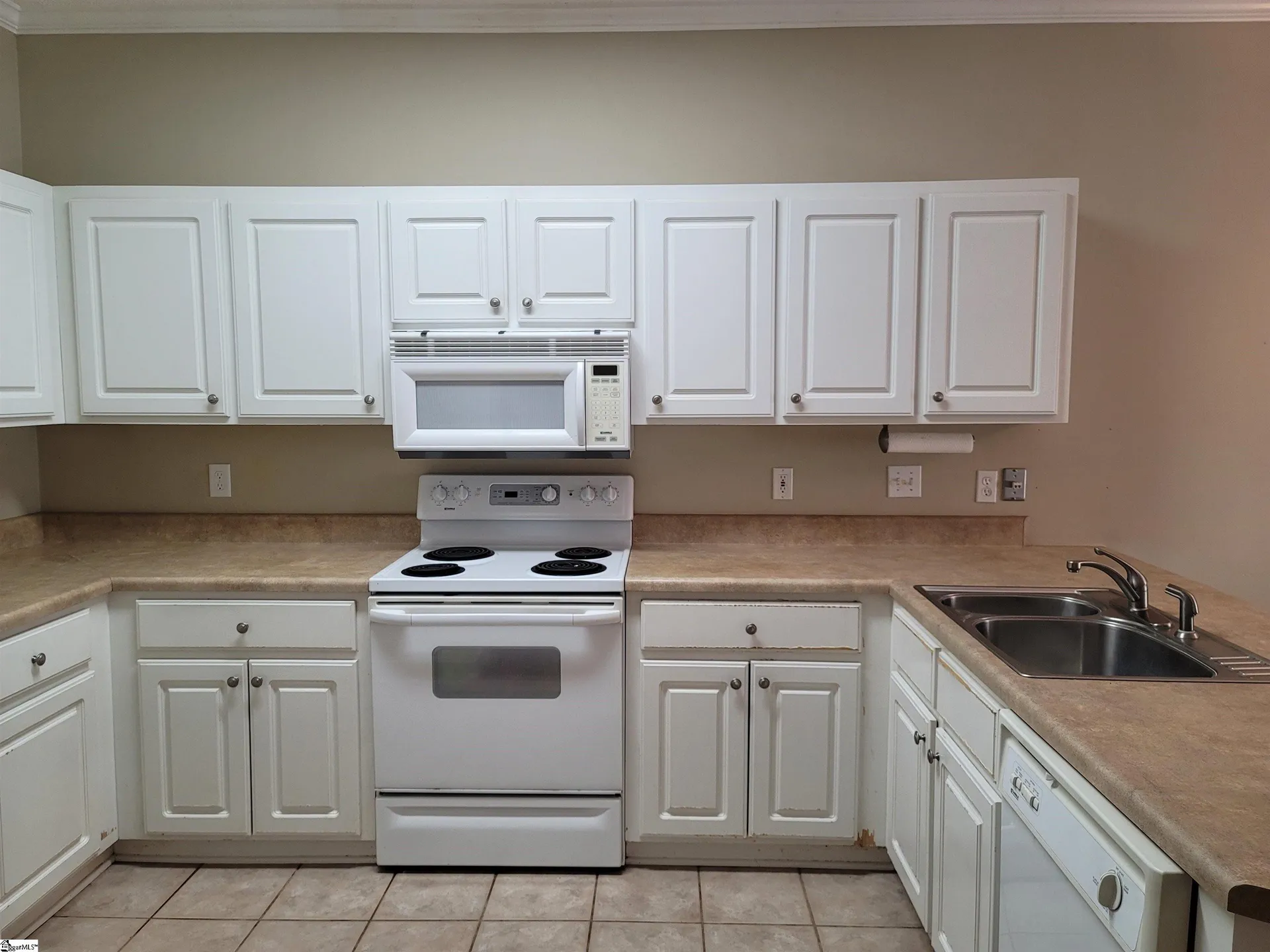 Property image 4 at 10 Rock Garden Lane, Greenville, SC 29609