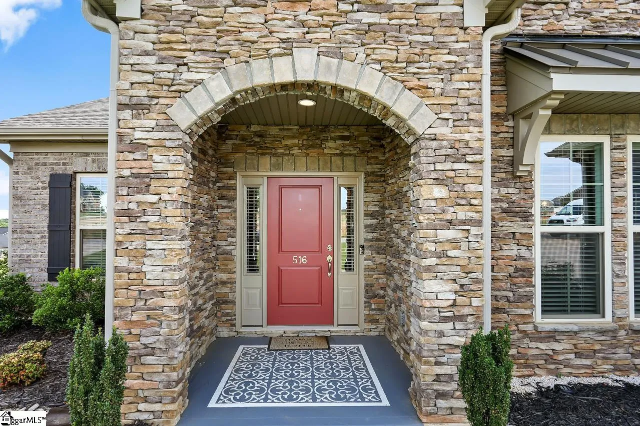 Property image 2 at 516 Ladysmith Drive, Simpsonville, SC 29681