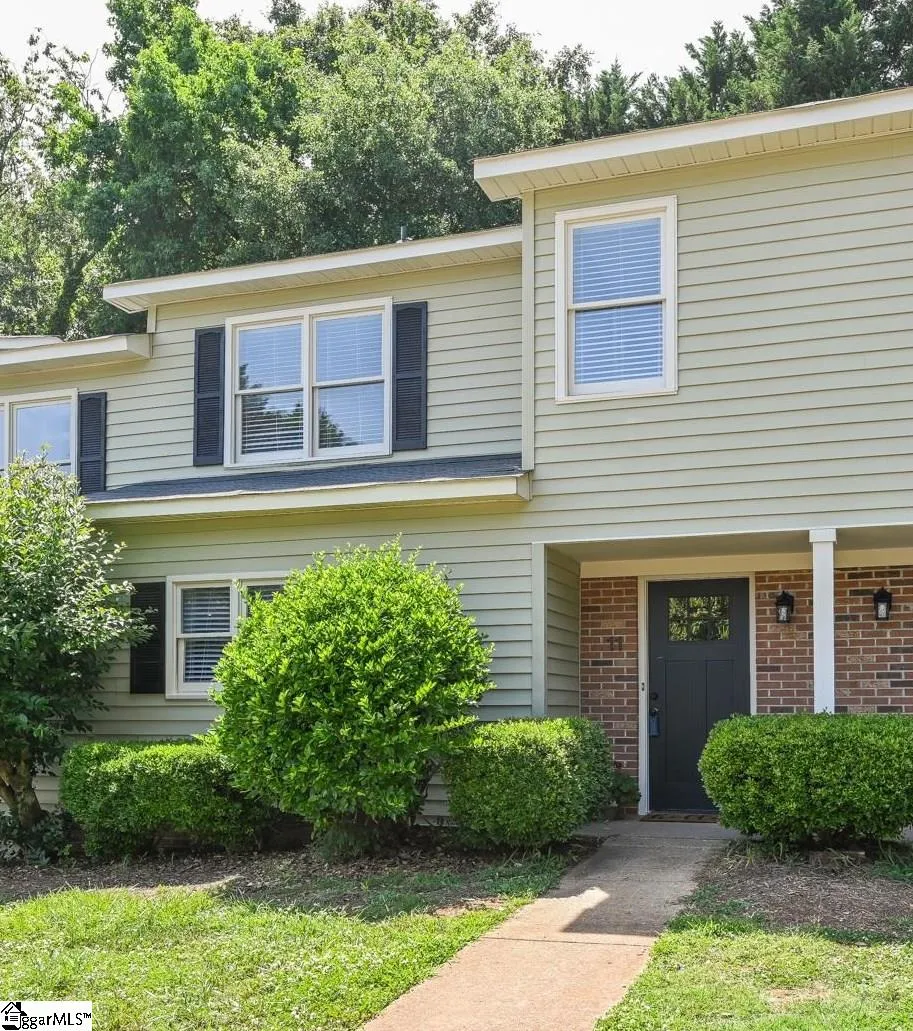 Property image 2 at 215 Duncan Chapel Road, Greenville, SC 29617