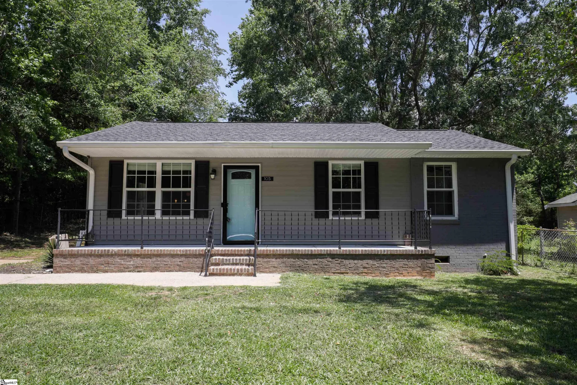 Property image 1 at 105 E Caroline Street, Greenville, SC 29611