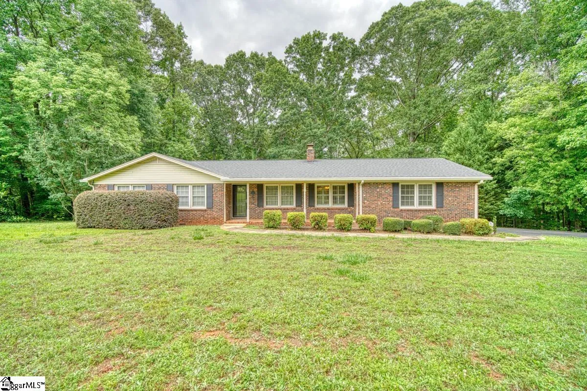Property image 1 at 123 Pinewood Drive, Woodruff, SC 29388