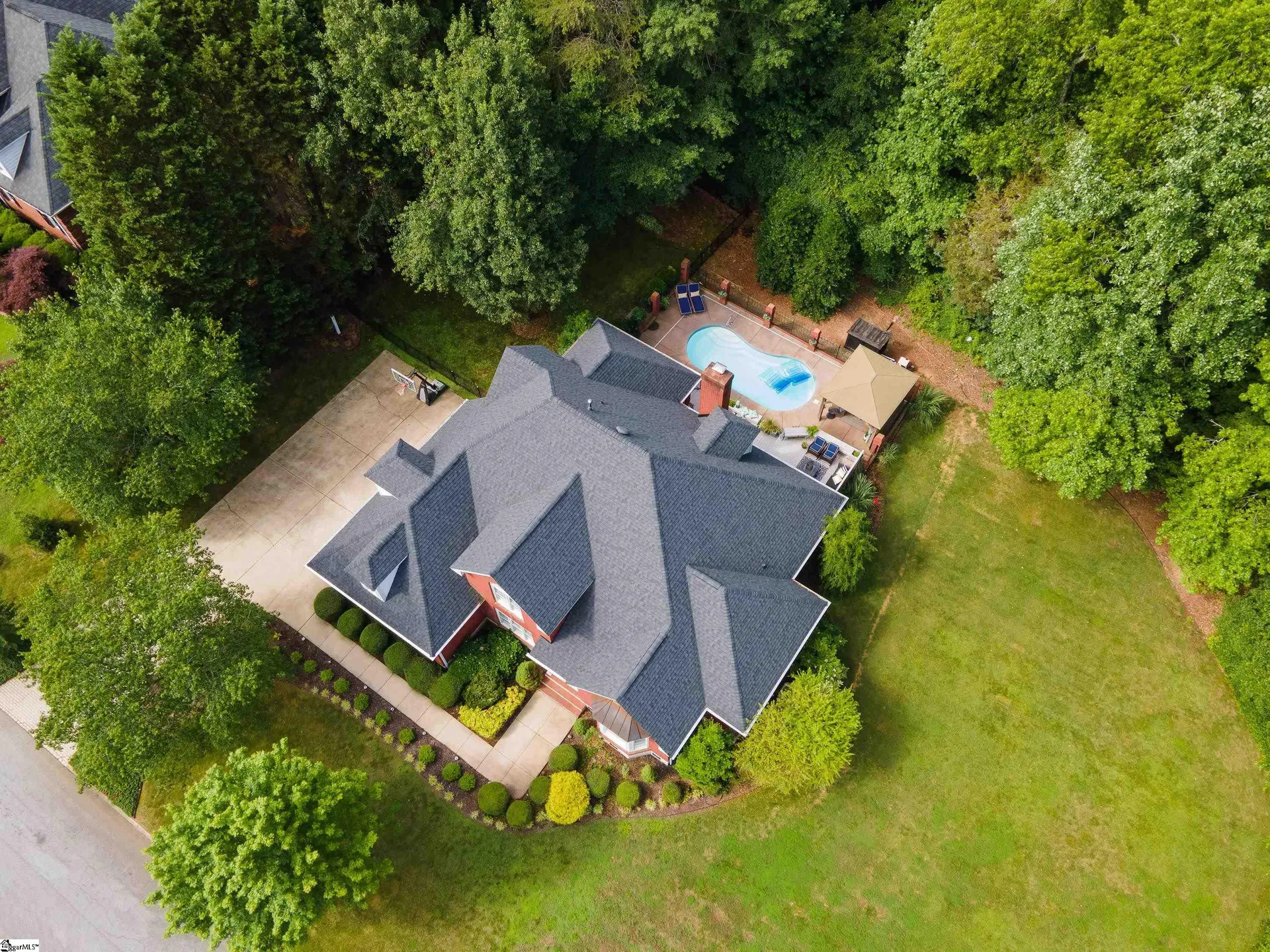 Property image 3 at 105 River Forest Lane, Greenville, SC 29615