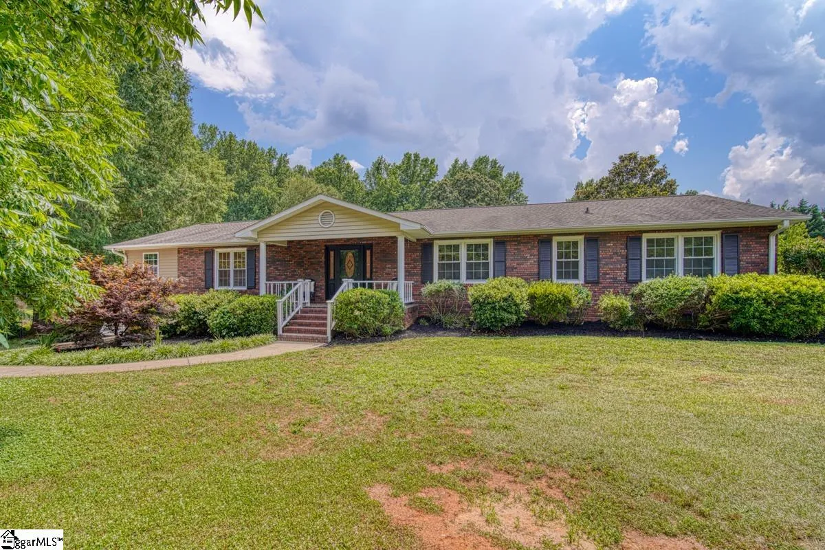 135 Valleyhigh Drive