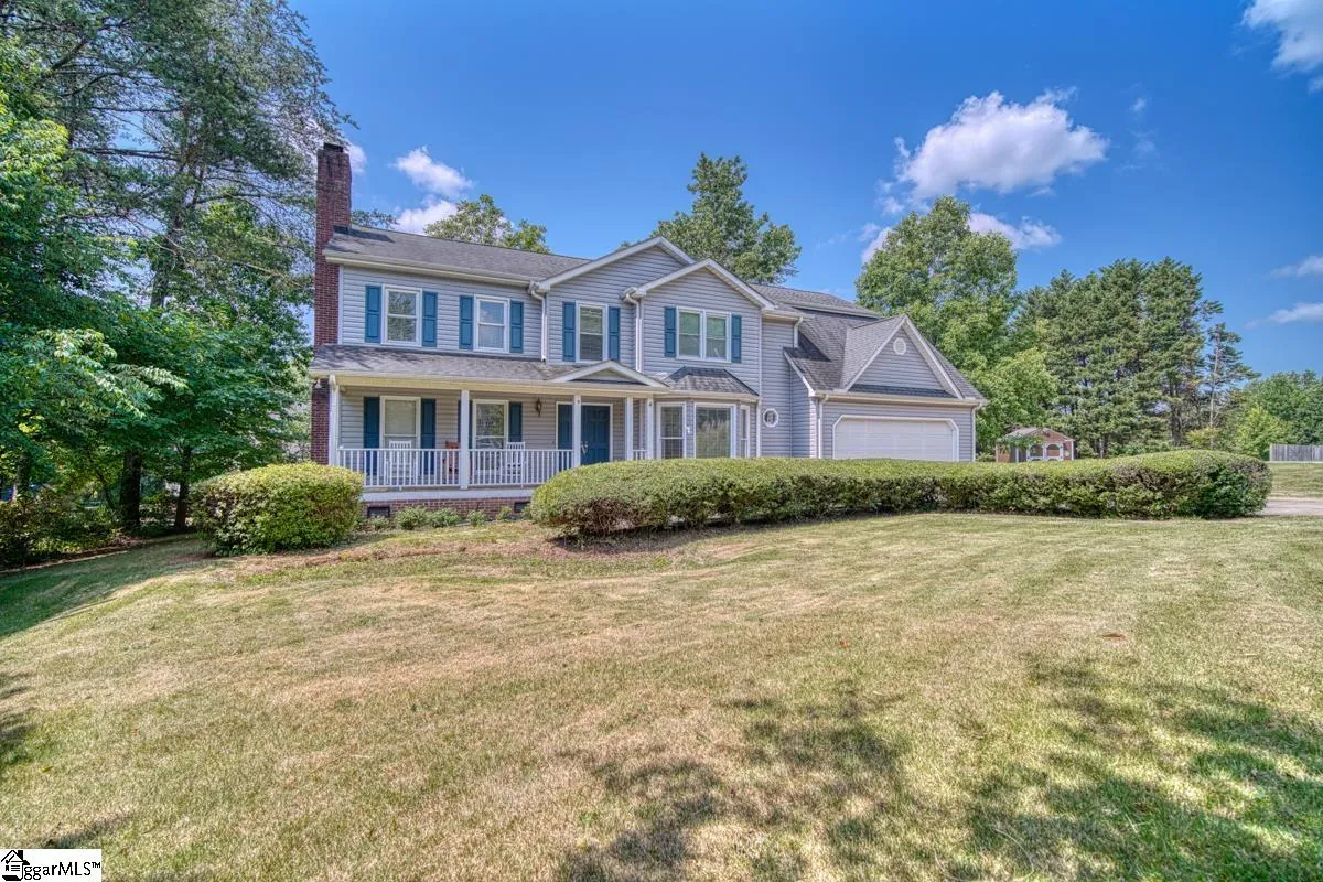 Property image 2 at 3 Stone Shield Court, Greenville, SC 29609