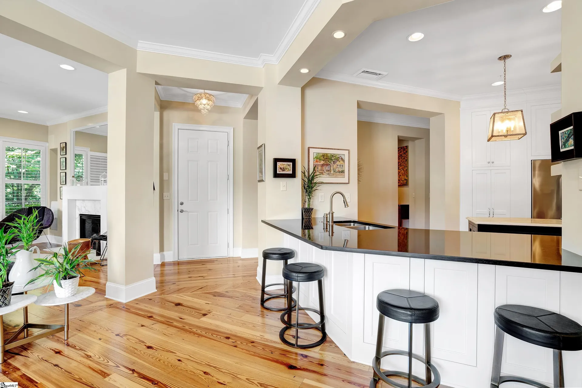 Property image 3 at 160 Ridgeland Drive, Greenville, SC 29601