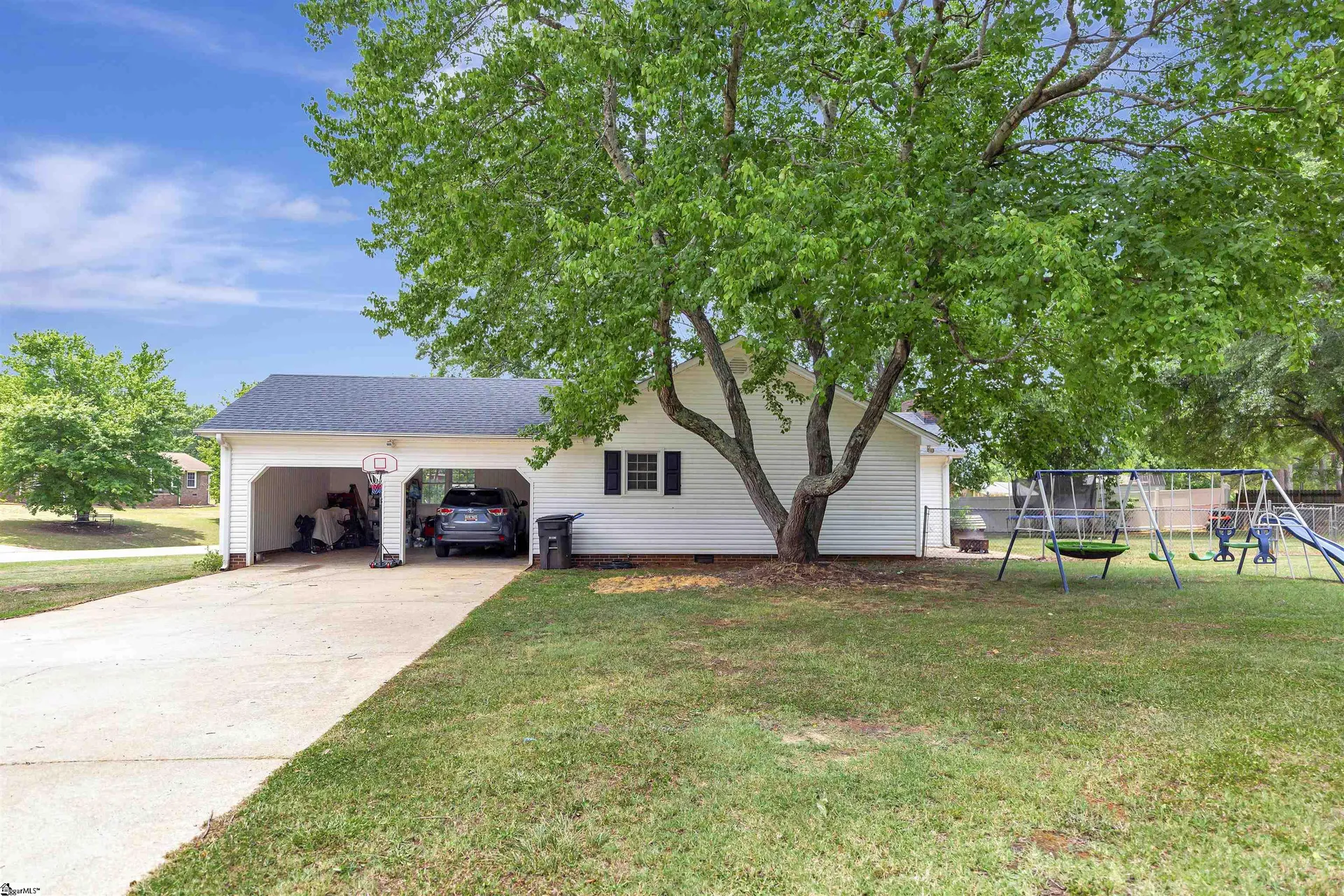 Property image 3 at 304 Stonehaven Drive, Anderson, SC 29625