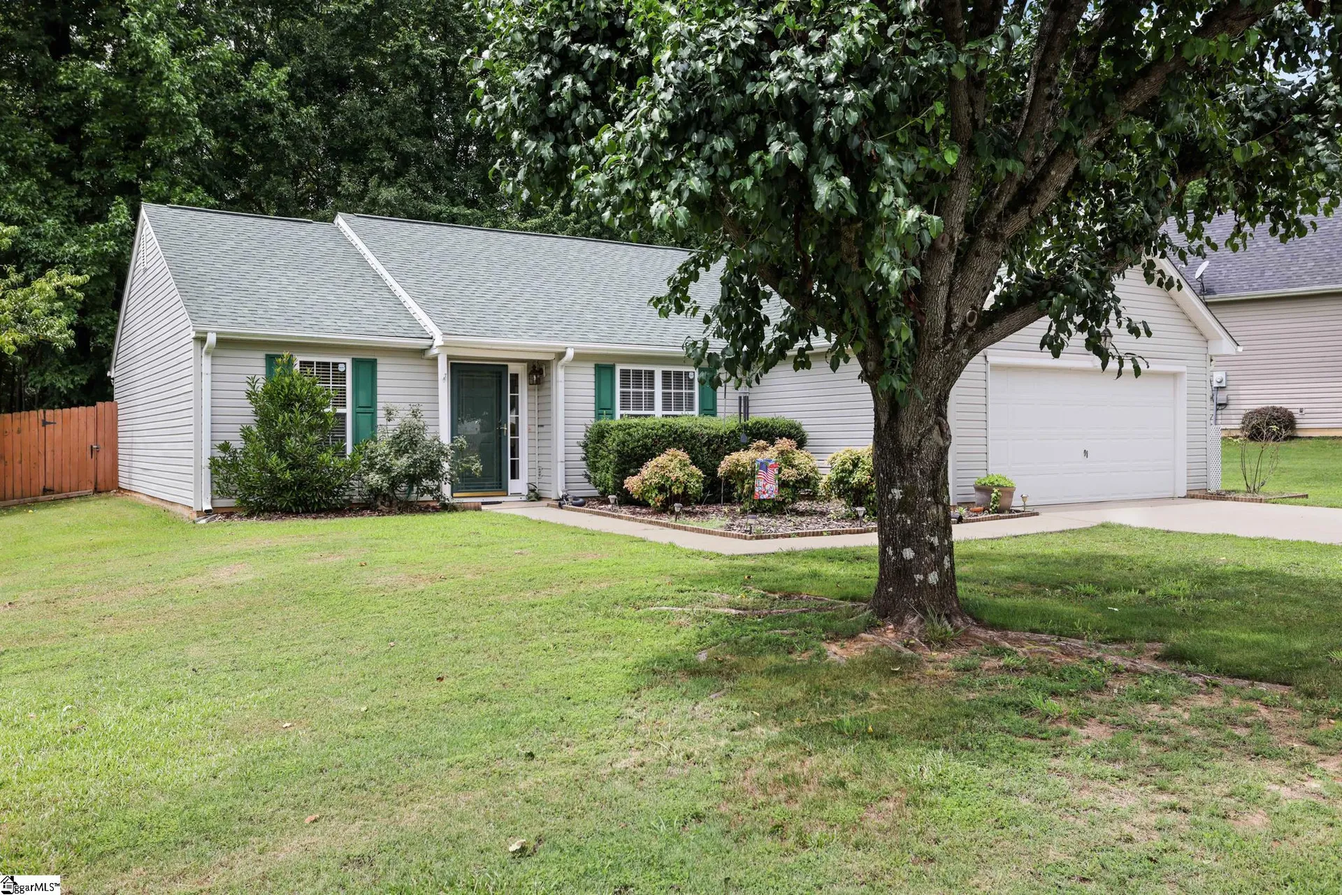 Property image 1 at 2 Brookhaven Way, Simpsonville, SC 29681