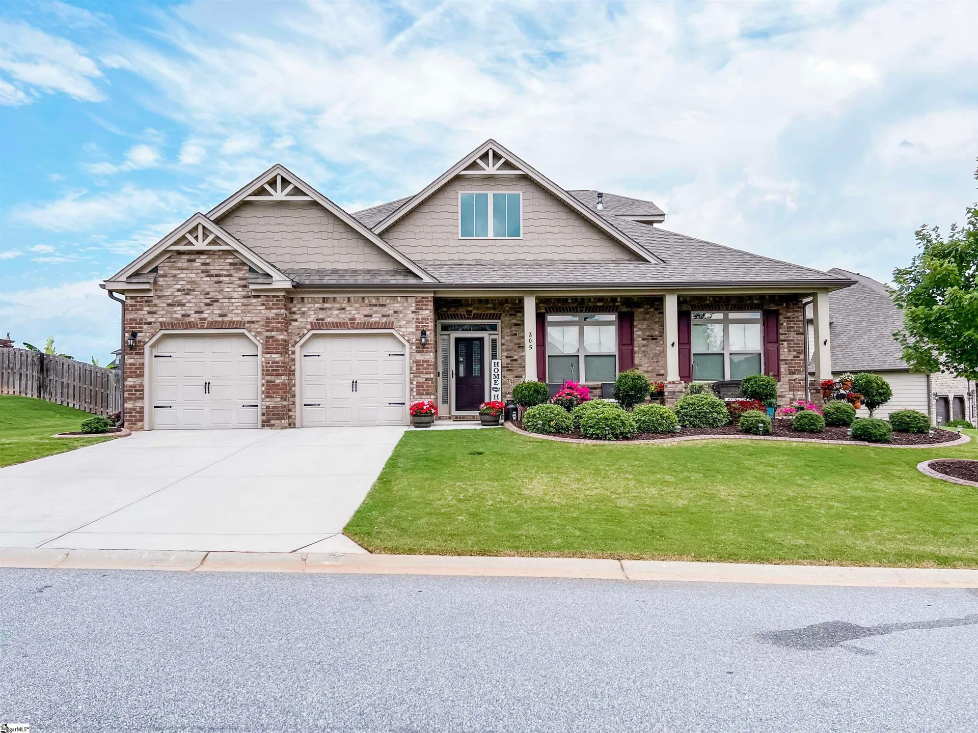 Property image 2 at 205 Foxhill Drive, Simpsonville, SC 29681