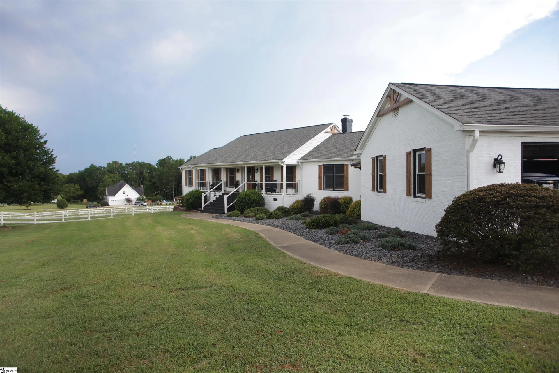 Property image 2 at 219 Ridge Way, Simpsonville, SC 29680