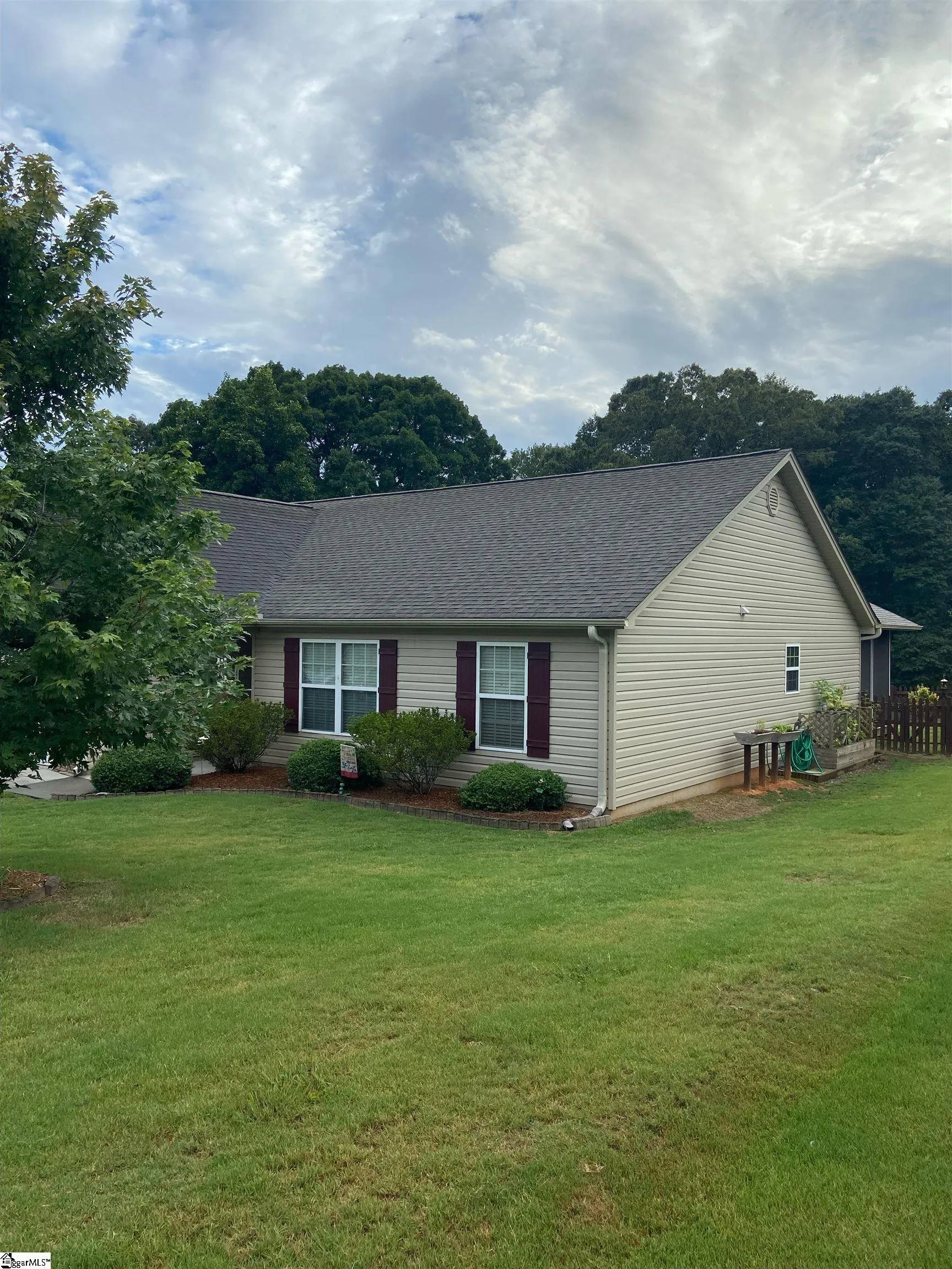 Property image 3 at 118 Thornberry Court, Simpsonville, SC 29680