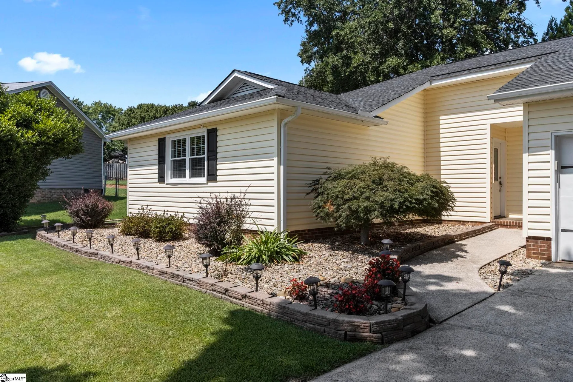 Property image 3 at 108 Germantown Court, Greer, SC 29650