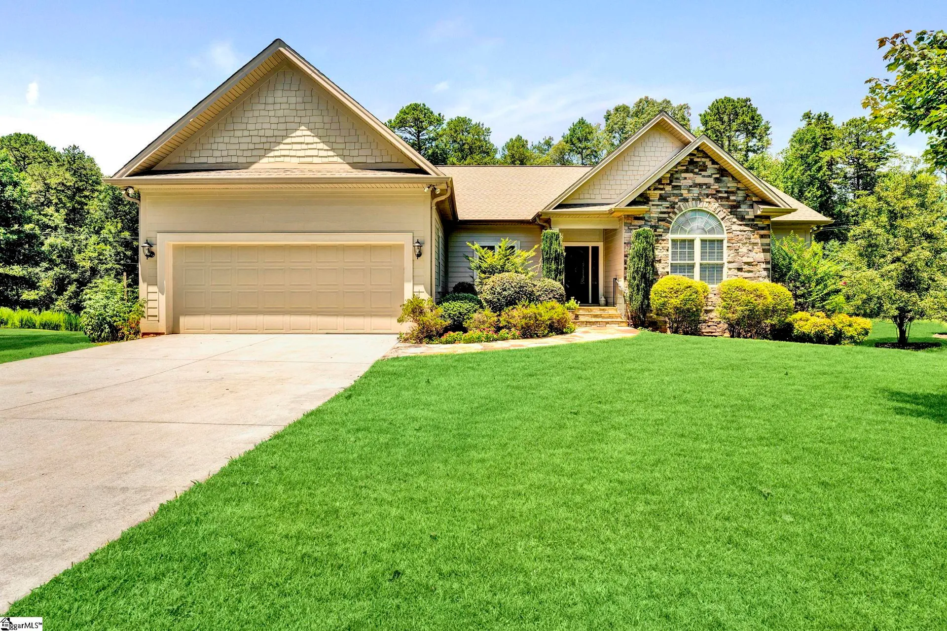 5 Westwind Court