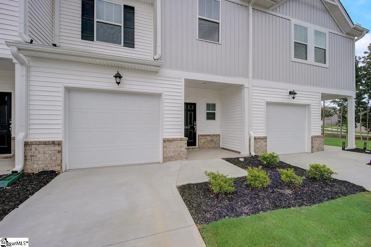 Property image 2 at 302 Ellis Mill Street, Simpsonville, SC 29680