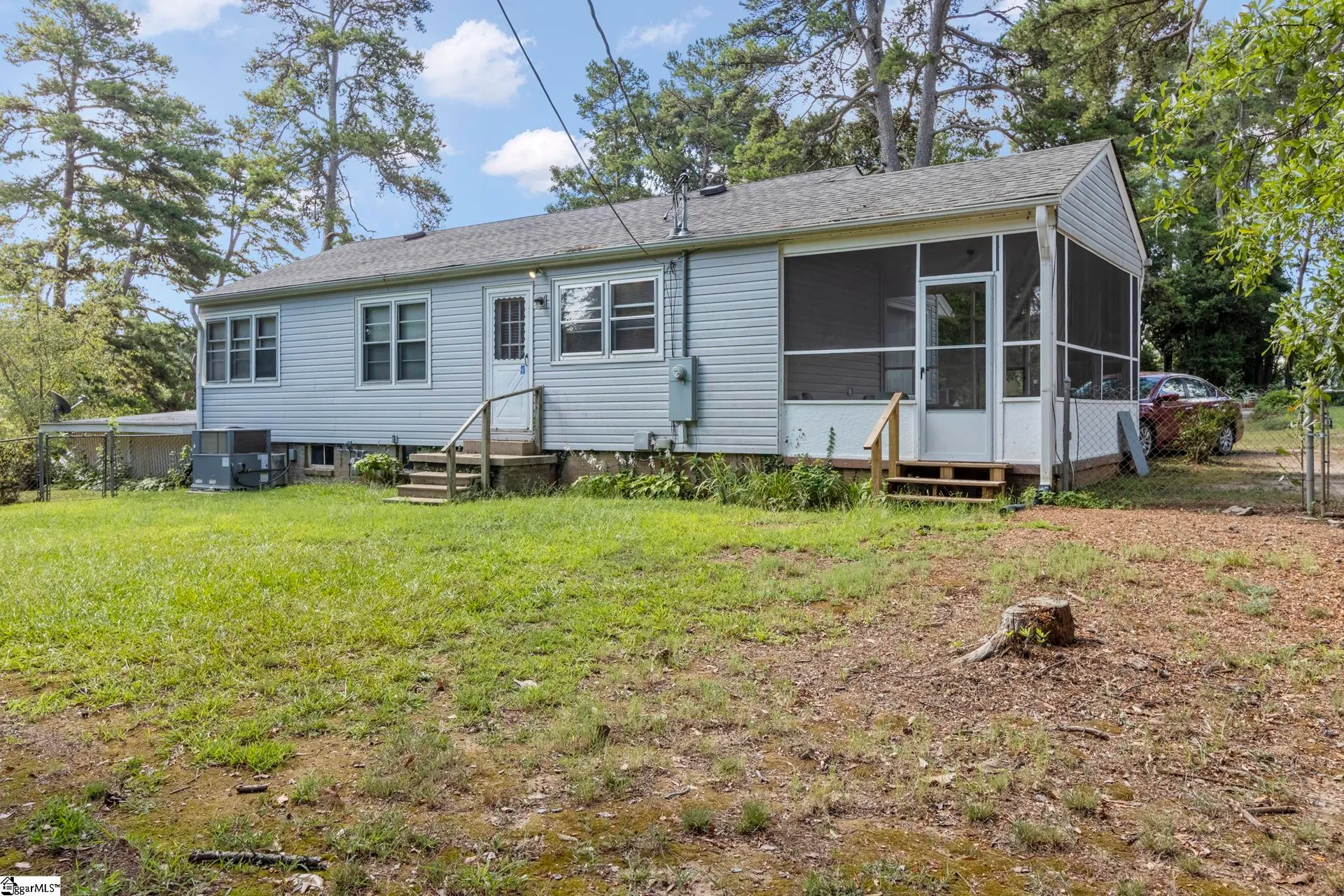 Property image 2 at 52 Foxhall Road, Greenville, SC 29605