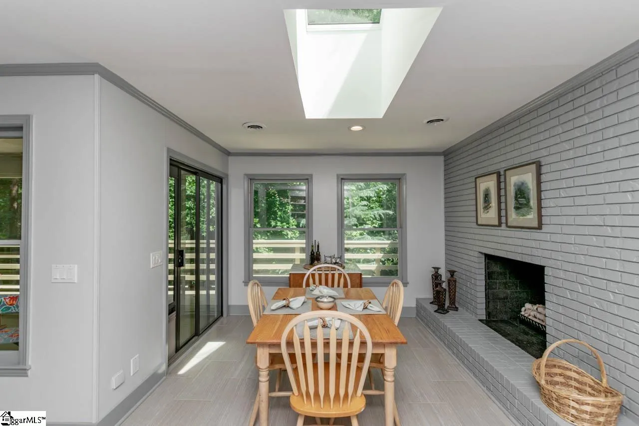 Property image 4 at 122 Whittington Drive, Greenville, SC 29615