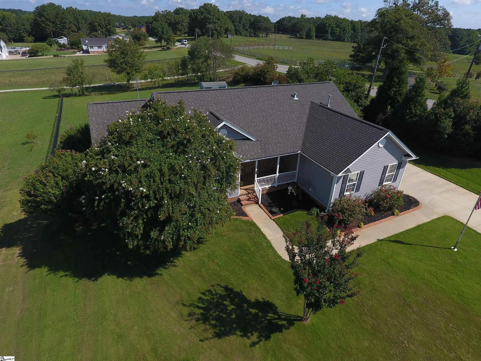 Property image 2 at 100 Belair Drive, Gray Court, SC 29645
