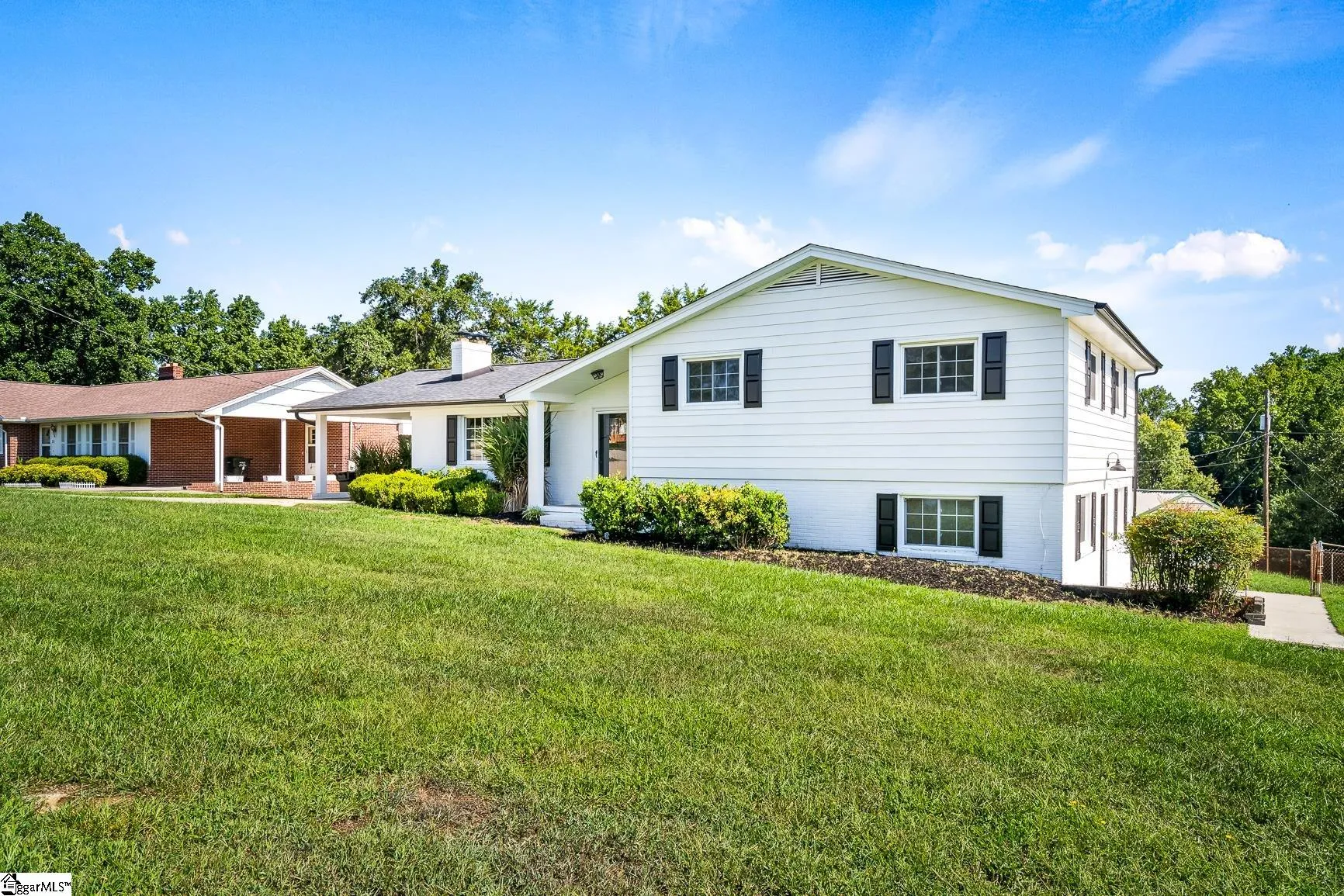 Property image 2 at 23 Northway Drive, Taylors, SC 29687