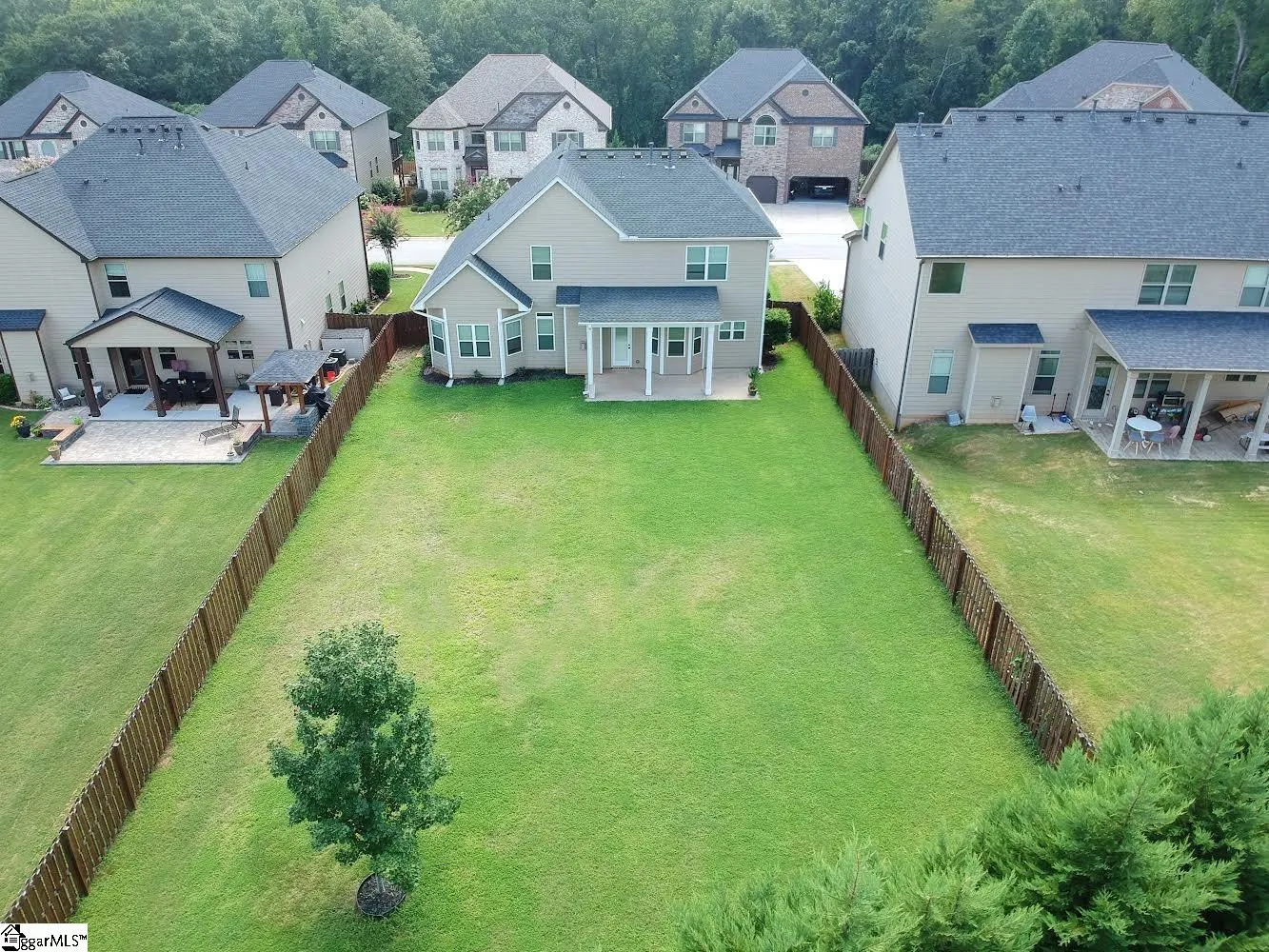 Property image 3 at 323 Sunnybrook Lane, Greer, SC 29650