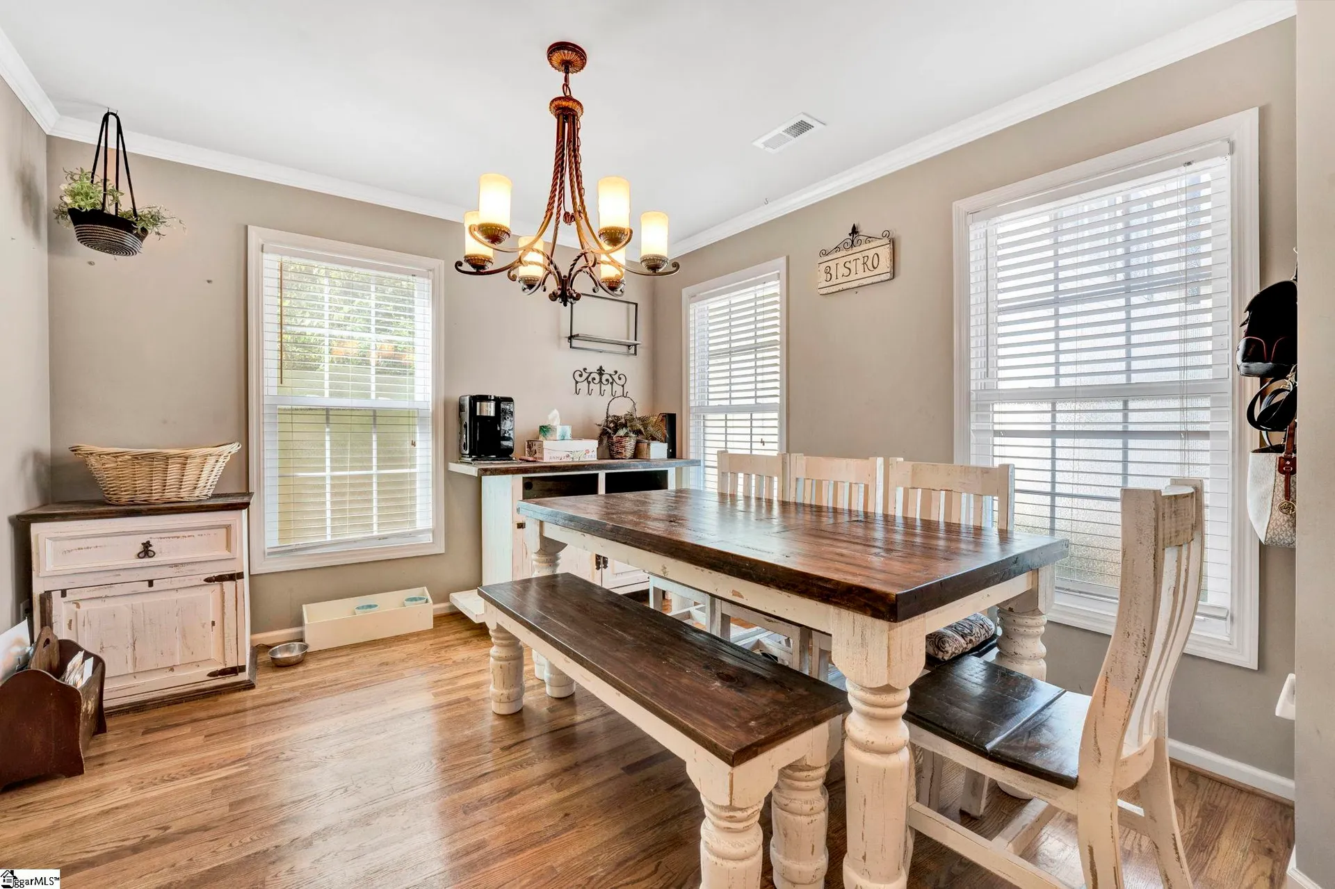 Property image 5 at 1140 E Lee Road, Taylors, SC 29687