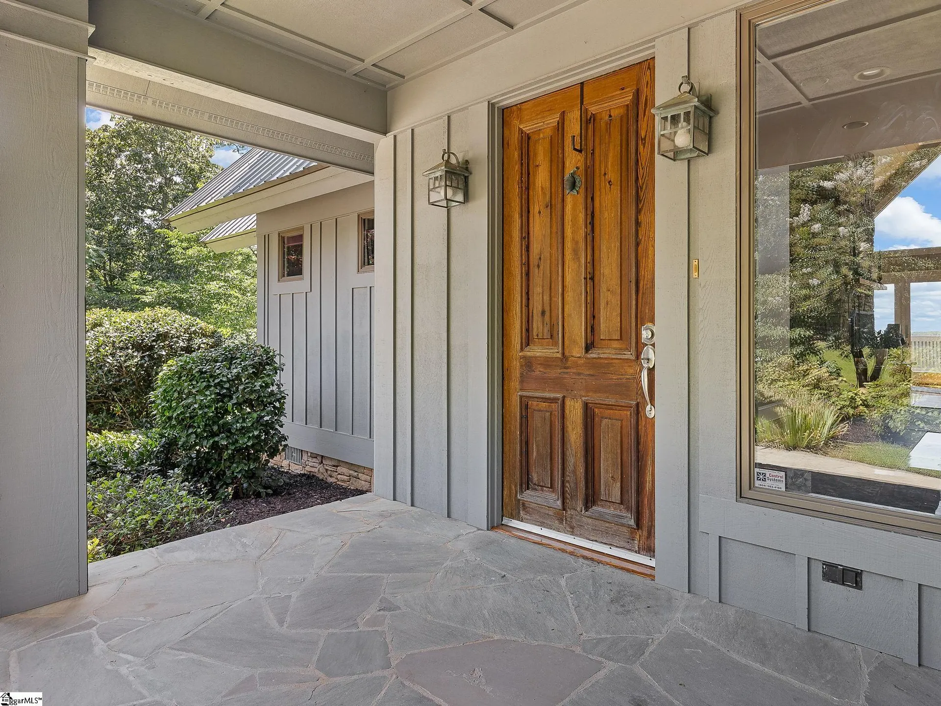 Property image 2 at 19 Knob Hill Lane, Landrum, SC 29356