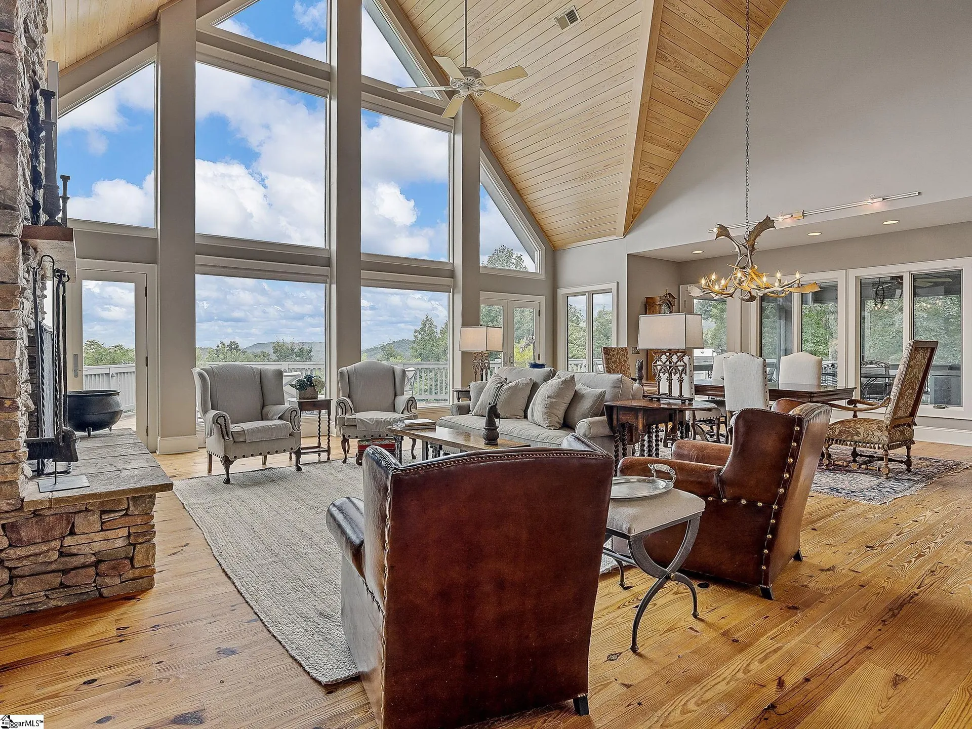 Property image 4 at 19 Knob Hill Lane, Landrum, SC 29356