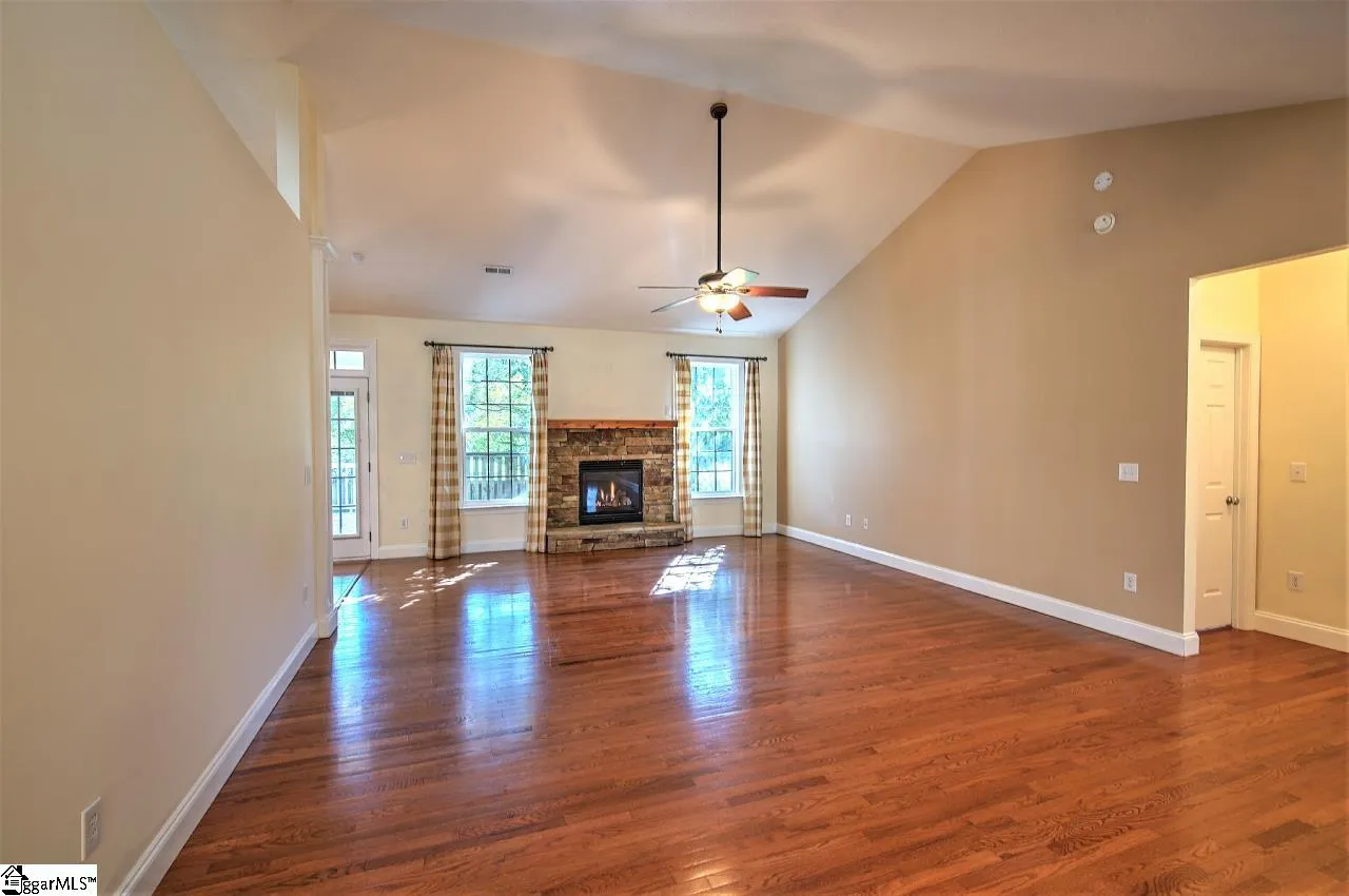 Property image 4 at 2 Upper Meadow Way, Greenville, SC 29609
