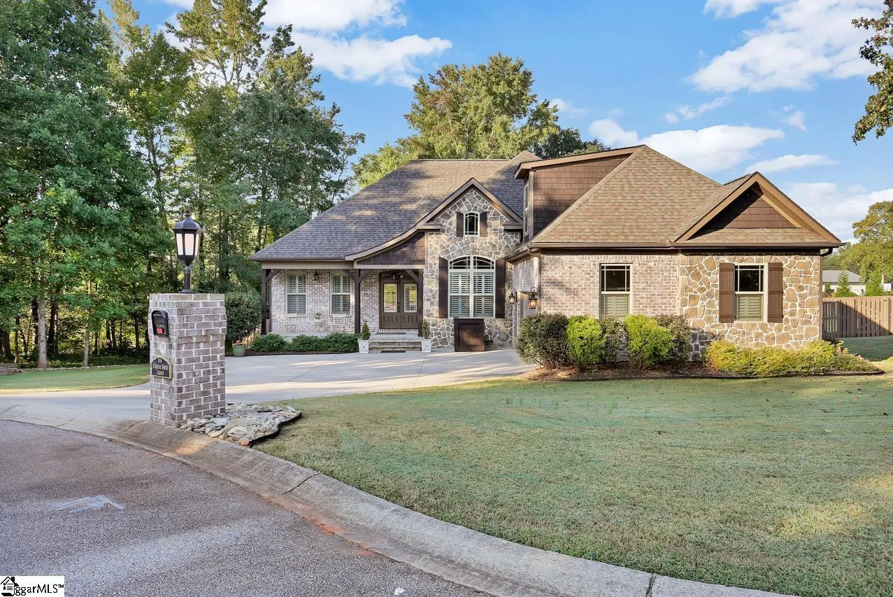 Property image 5 at 204 Eagles Nest Court, Taylors, SC 29687