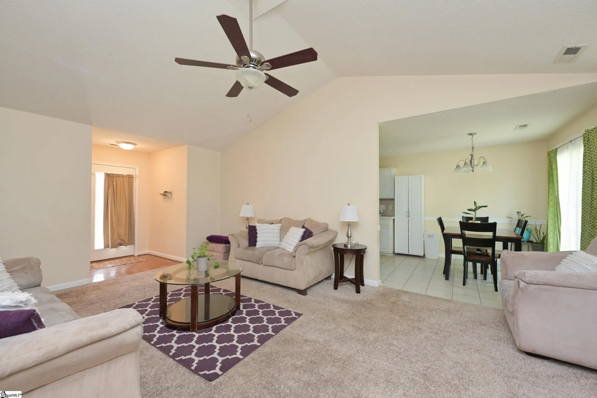 Property image 4 at 115 E Ridgemount Court, Greenville, SC 29617