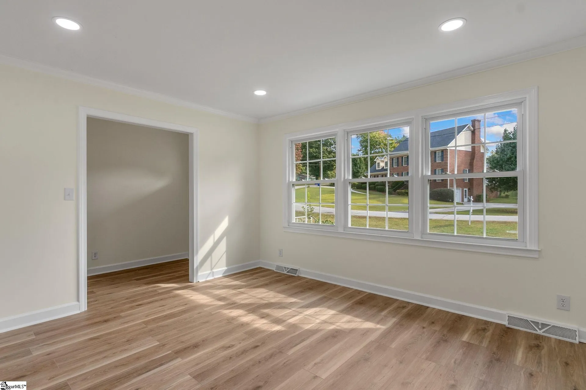 Property image 3 at 110 Spring Forest Road, Greenville, SC 29615
