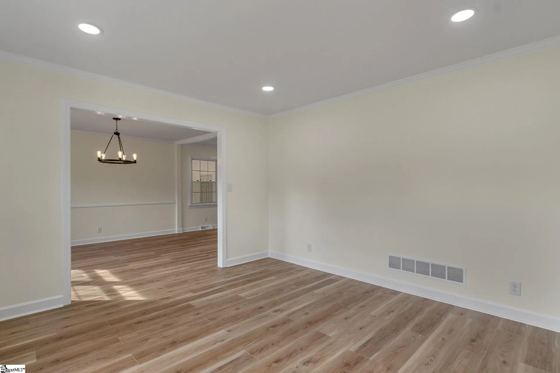 Property image 4 at 110 Spring Forest Road, Greenville, SC 29615
